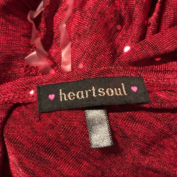 Red blouse - Picture 7 of 8